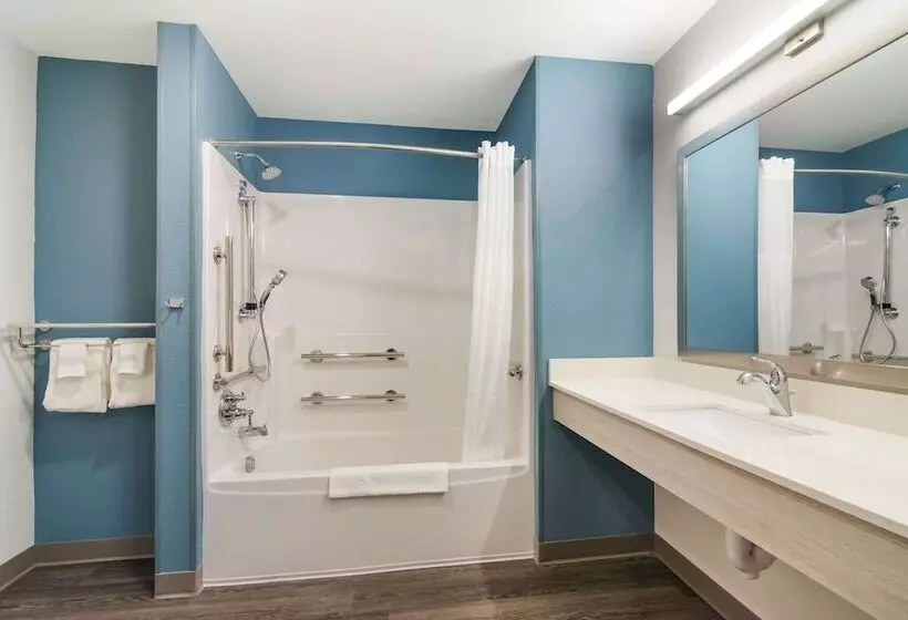 ホテル Woodspring Suites Morrisville Raleigh Durham Airport