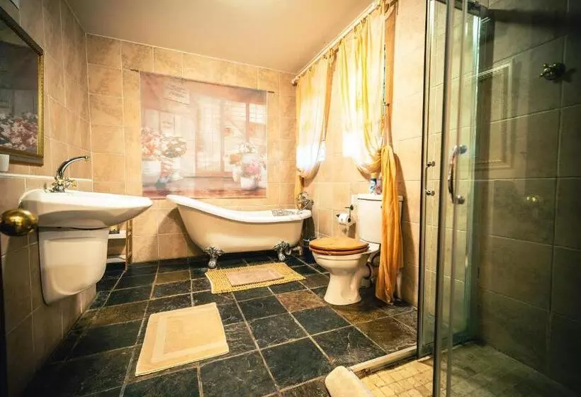 ペンション Titanic View   Place Of Peace