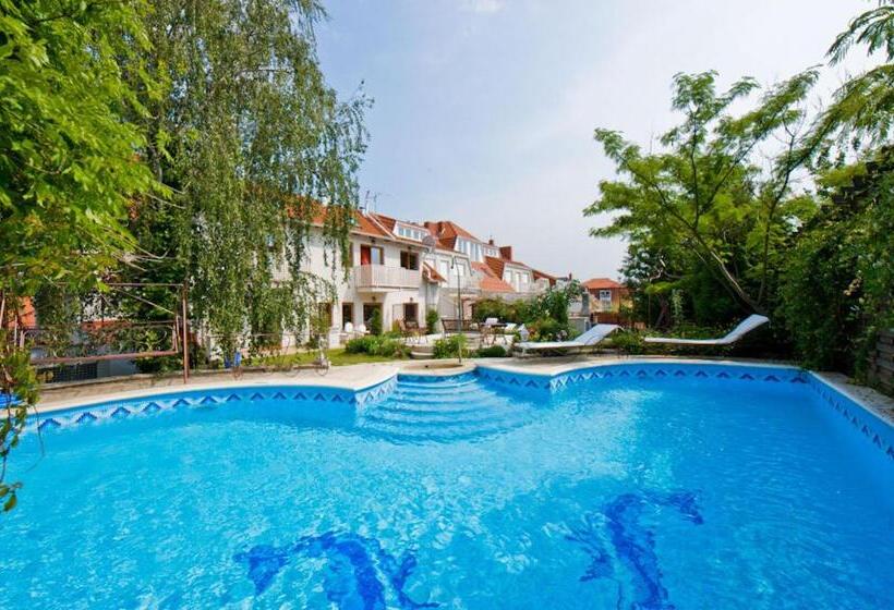 Amira Boutique Hotel Hévíz Wellness & Spa