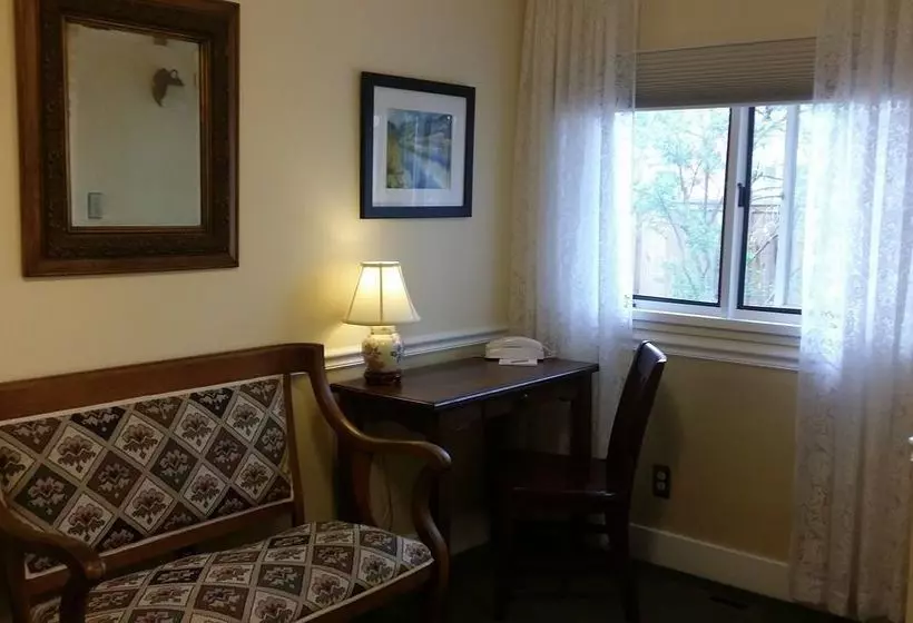 Briar Rose Bed & Breakfast