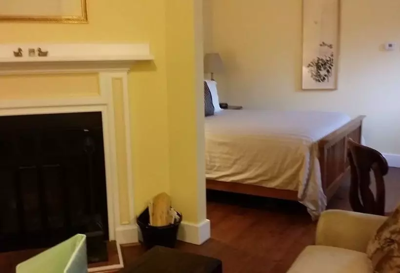 Briar Rose Bed & Breakfast