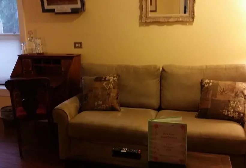 Briar Rose Bed & Breakfast