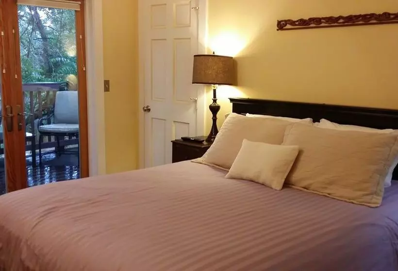 Briar Rose Bed & Breakfast