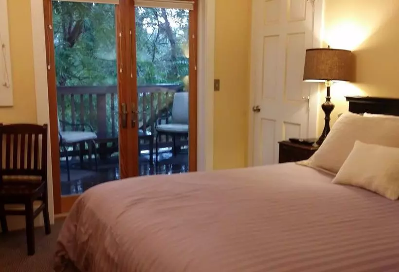 Briar Rose Bed & Breakfast