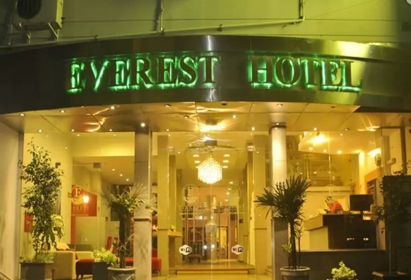 هتل Everest