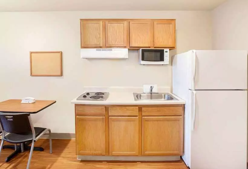 Hotelli Extended Stay America Select Suites  Lubbock  South