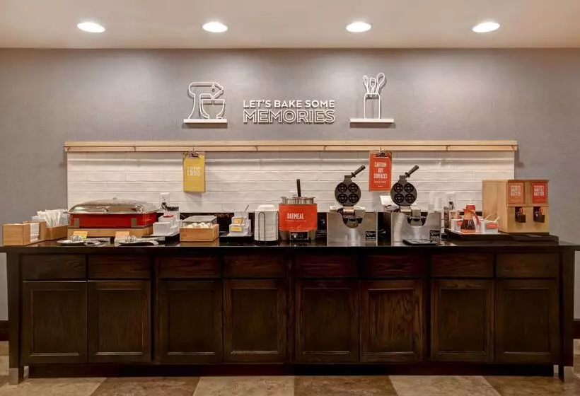 호텔 Hampton Inn Dekalb, Il