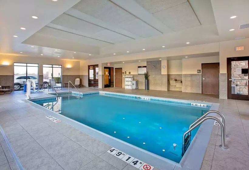호텔 Hampton Inn Dekalb, Il