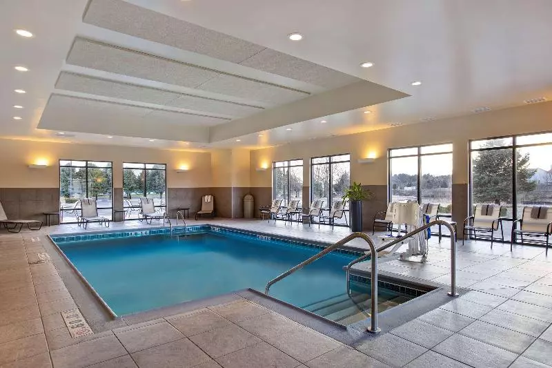 호텔 Hampton Inn Dekalb, Il