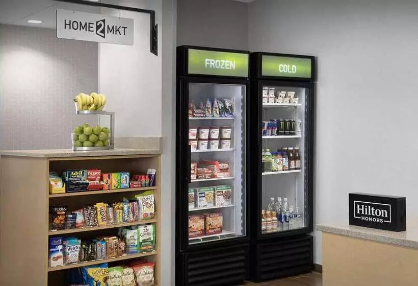 ホテル Home2 Suites By Hilton Greensboro Airport, Nc