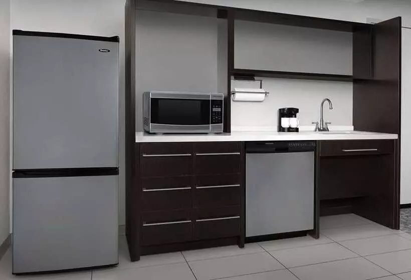 ホテル Home2 Suites By Hilton Greensboro Airport, Nc