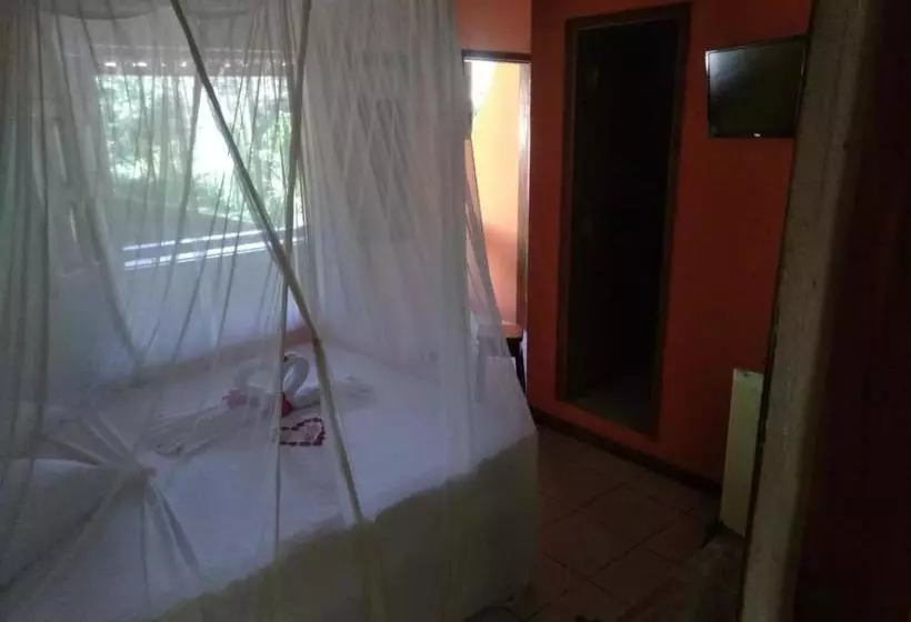 فندق Pousada L Arcobaleno