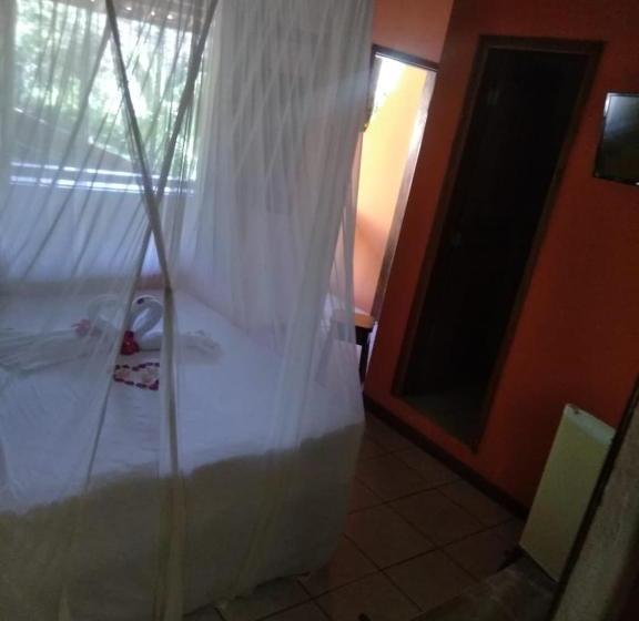 בית מלון כפרי Pousada L Arcobaleno