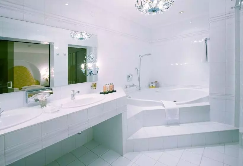 A Rosa Collection Hotel Thurnher S Alpenhof