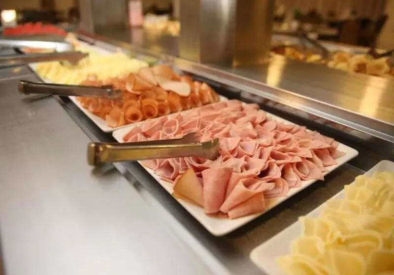 ホテル Rede Andrade Vivaldi