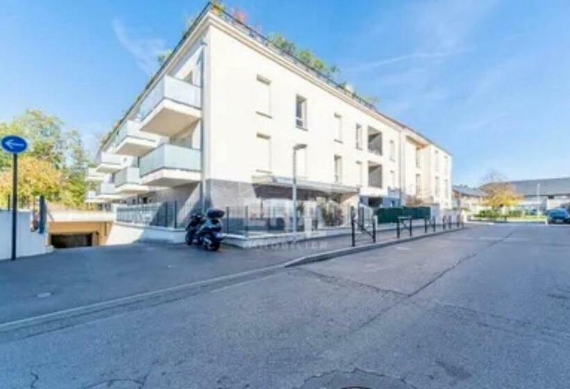 Charmant Studio En Résidence Avec Parking