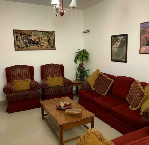 Ghishan’s #2 Apartment