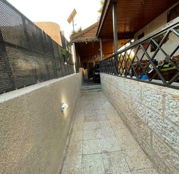 Ghishan’s #2 Apartment