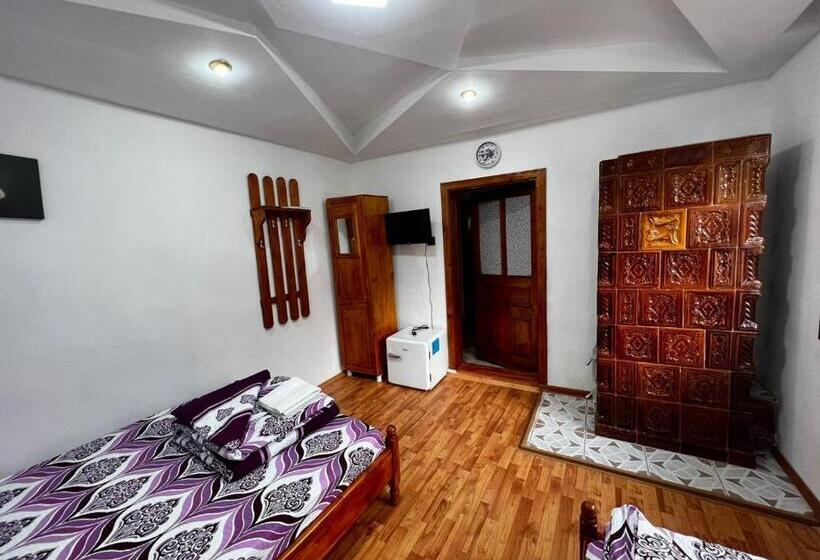 Pensjonat Casa Cu Lavandă