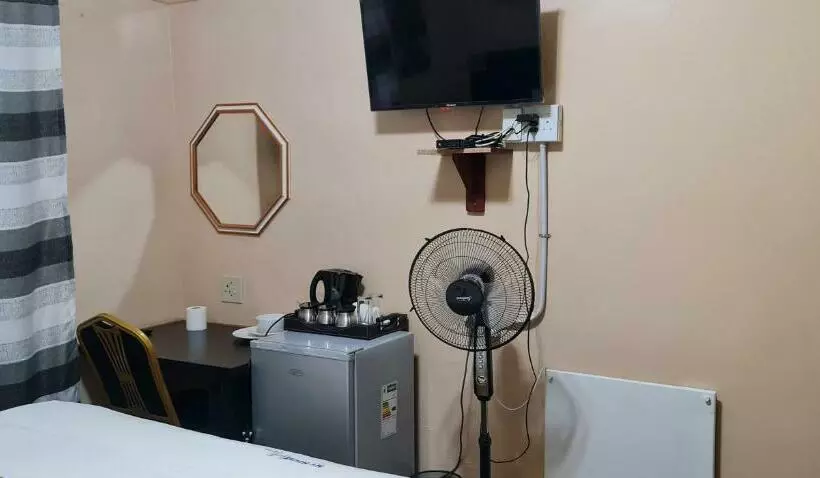 ペンション My House Guest House