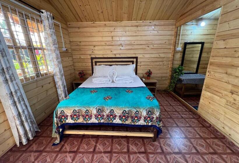 منتجع Happy Shack Beach And Wooden Huts