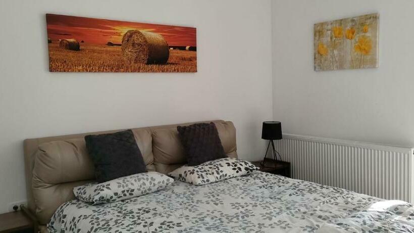 Apartament Cu 1 Camera Spatios ,luminos