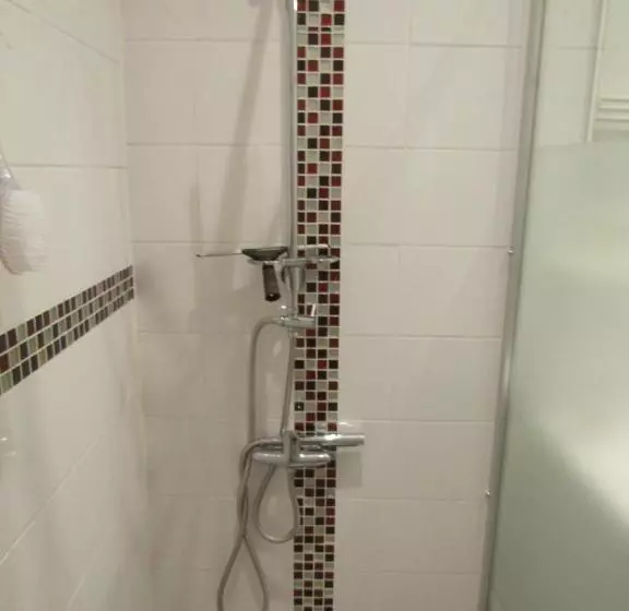 Aamiaismajoitus (B&B) Galinat