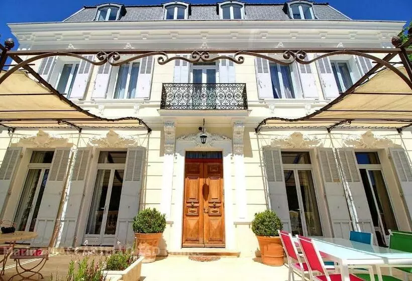 ベッドアンドブレックファースト Manoir D Amaury Chambres D Hôtes