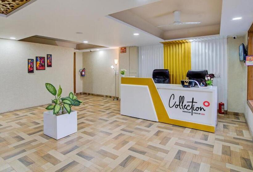 Collection O 93220 Hotel The Signature Inn