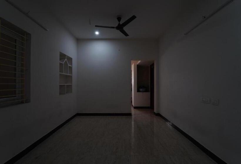 Hotel Honey Residency Airport Codissia Stay