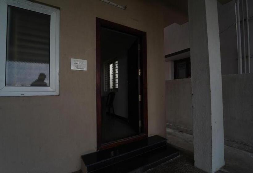 Hotel Honey Residency Airport Codissia Stay