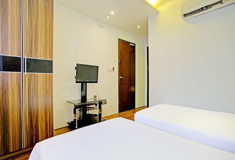 فندق Oyo 90597 Delightful Holiday Inn