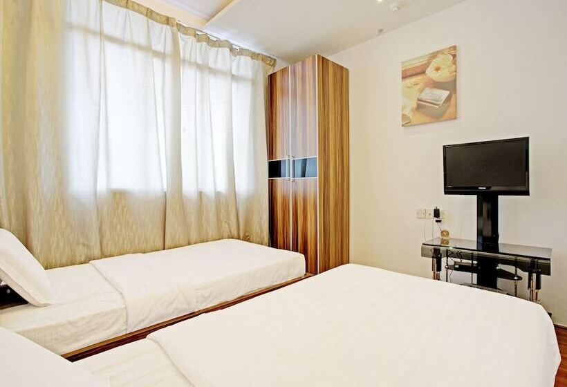 فندق Oyo 90597 Delightful Holiday Inn