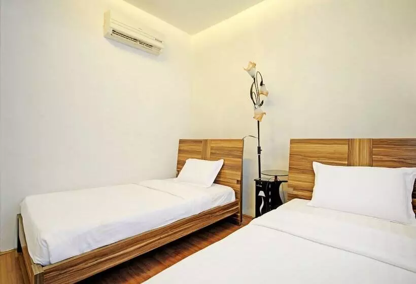 ホテル Oyo 90597 Delightful Holiday Inn