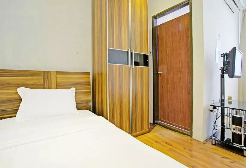 ホテル Oyo 90597 Delightful Holiday Inn