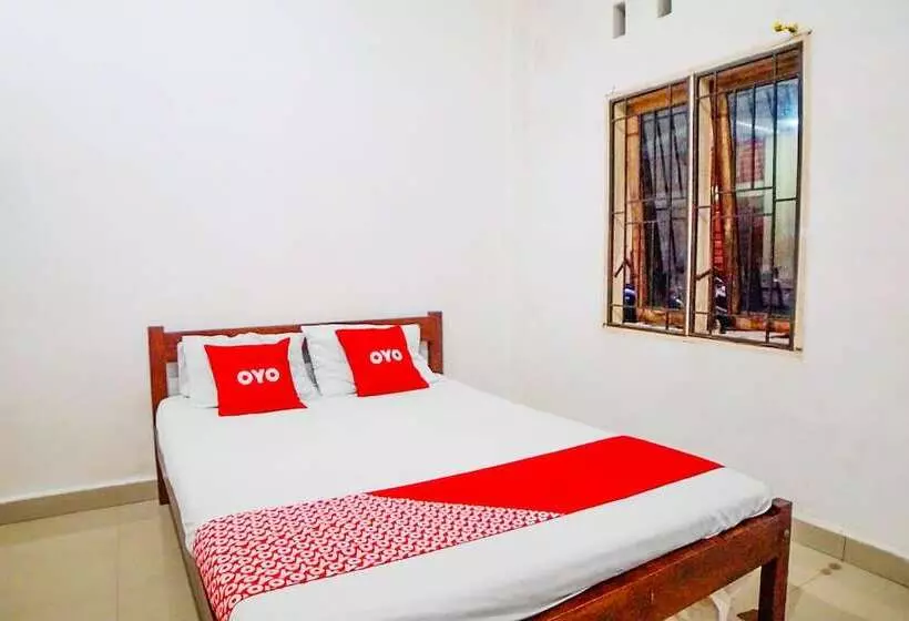 ホテル Oyo 91647 Sanina Residence