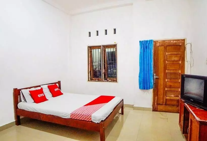 ホテル Oyo 91647 Sanina Residence