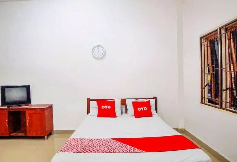 ホテル Oyo 91647 Sanina Residence