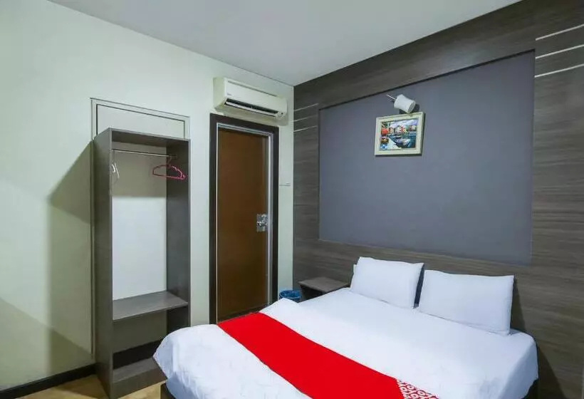 Capital O 812 Hotel Smc Seksyen 13