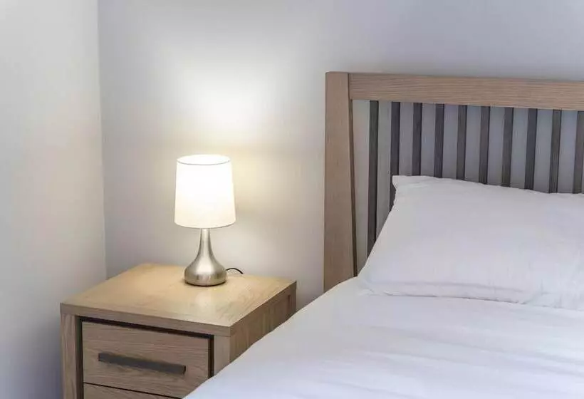 Luxury 2 Bed Apartment Parking By Nec & Solihull