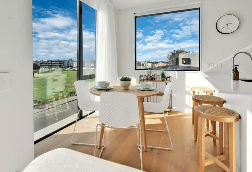 Top Floor Luxury City Central W Sunny Balcony