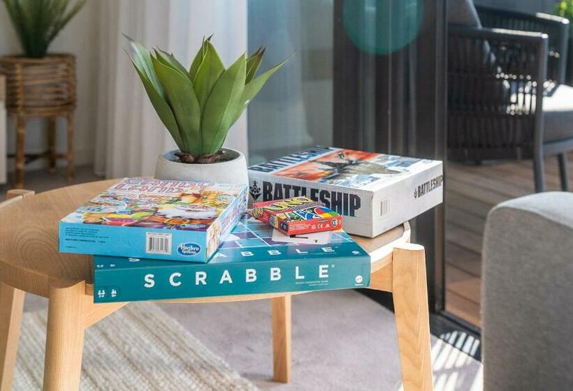 Top Floor Luxury City Central W Sunny Balcony