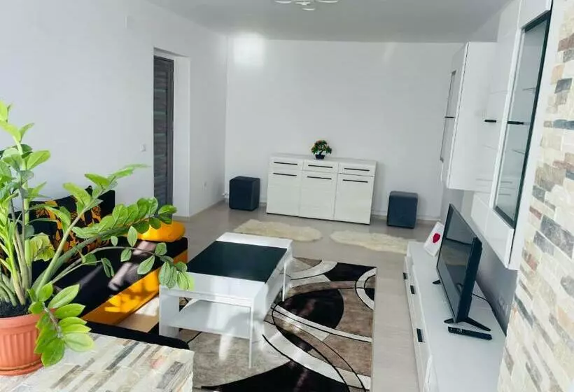 Apartament Incantator