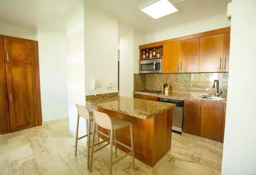 Bayrock Ii Properties By Calisto Stays