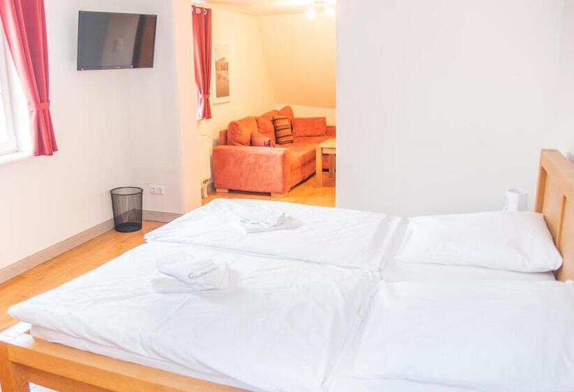 Bed and Breakfast Alte Windmühle   Hotel Garni