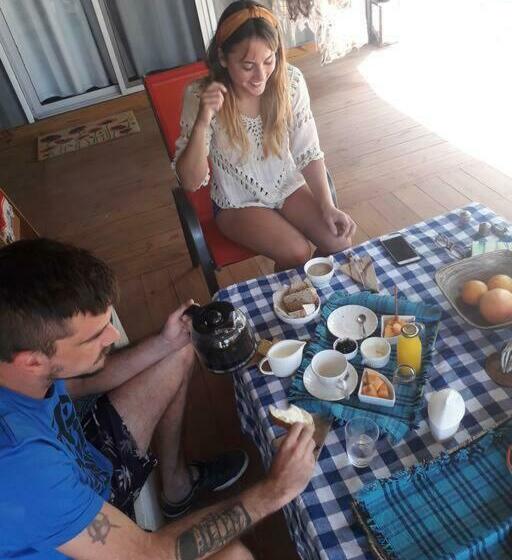 Bed & Breakfast Maramor Art Studio & Home