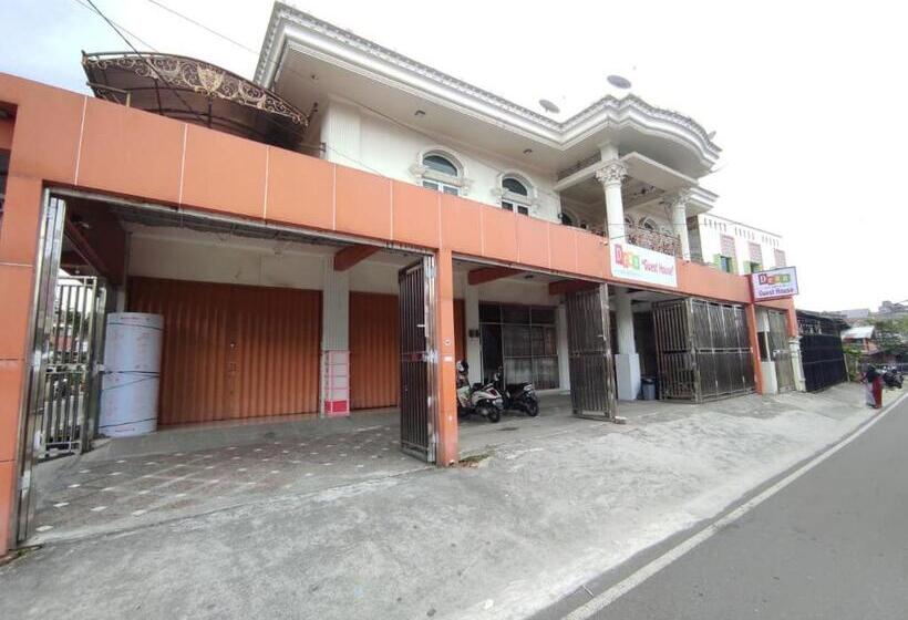 فندق Reddoorz Syariah Near Pasar Aur Kuning