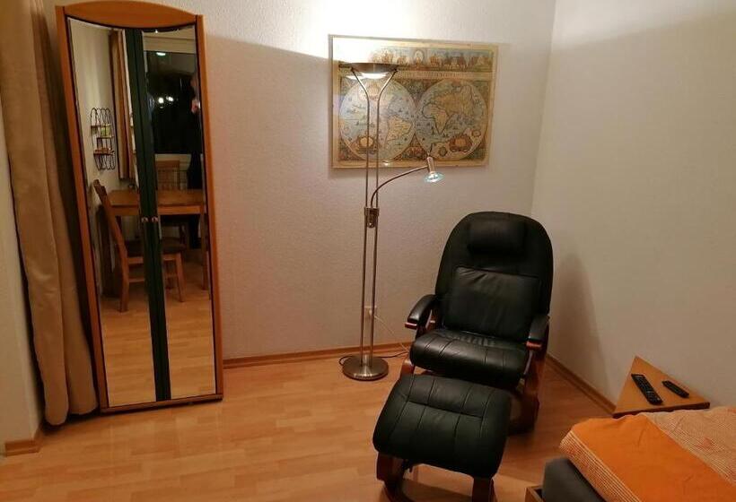 Komfortables Apartment In Bevorzugter Lage