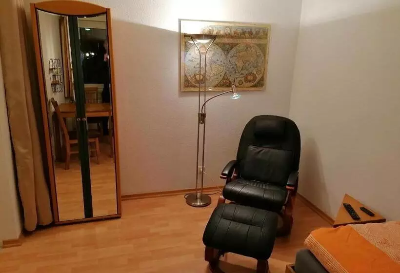 Komfortables Apartment In Bevorzugter Lage