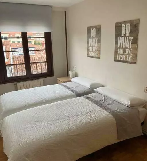 Piso 3 Habitaciones, Centro De Colombres Hasta 8 Personas